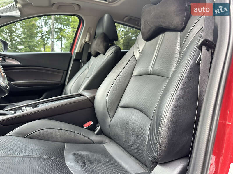 Хетчбек Mazda 3 2017 в Вінниці