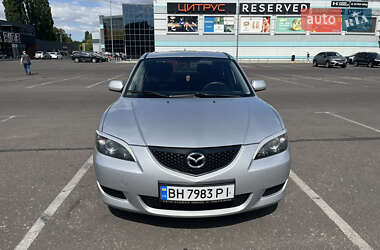 Mazda 3  2004