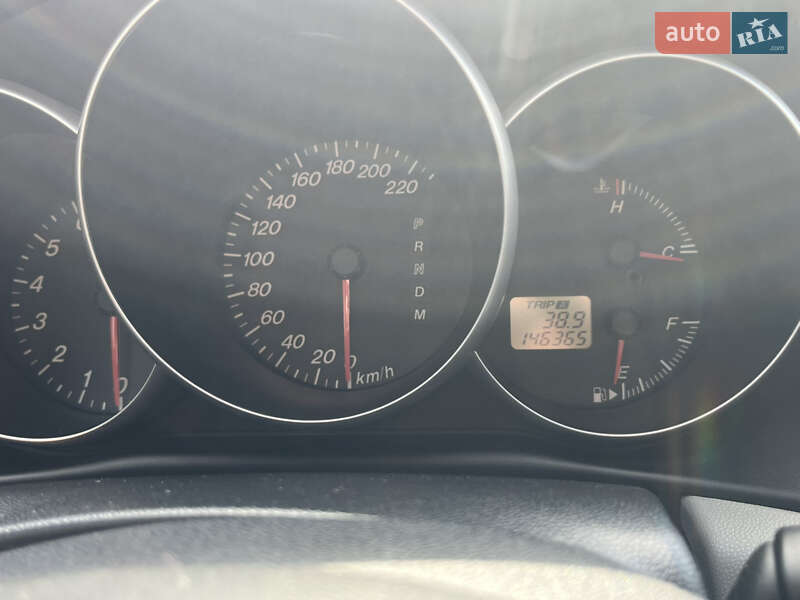 Седан Mazda 3 2004 в Березанці