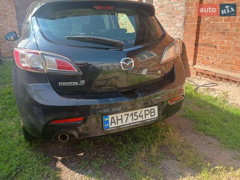 Хэтчбек Mazda 3 2010 в Славянске