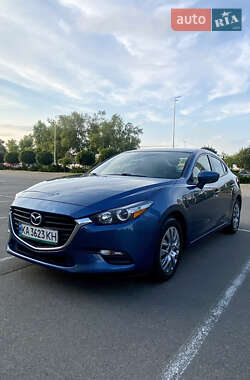 Mazda 3  2017