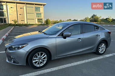 Mazda 3  2015