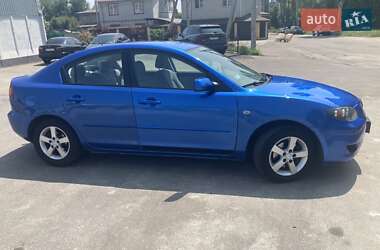 Седан Mazda 3 2004 в Запорожье