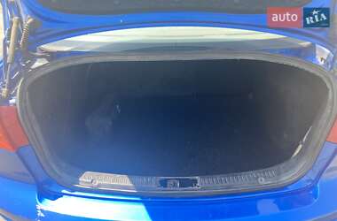 Седан Mazda 3 2004 в Запорожье