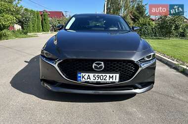Mazda 3  2019