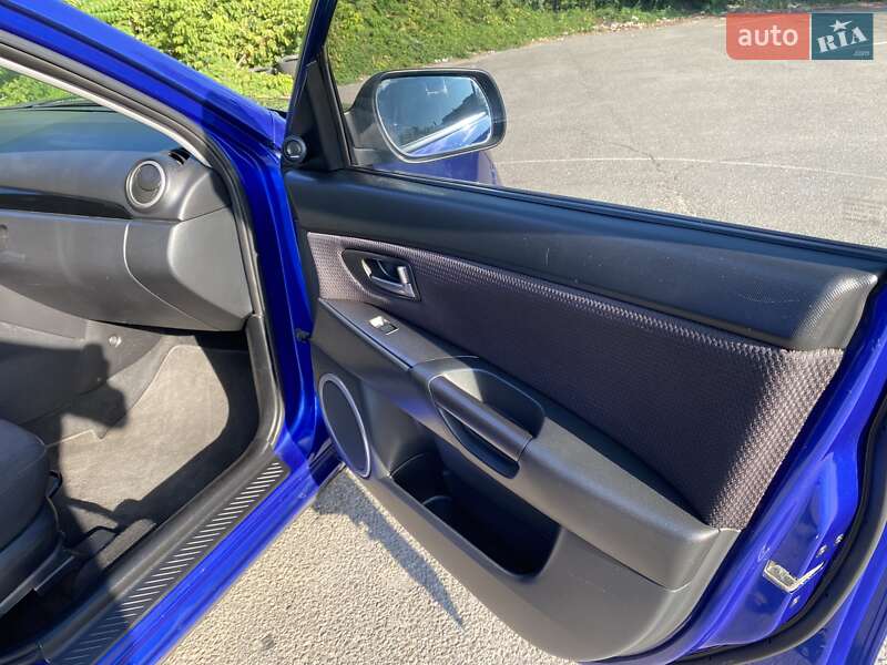 Седан Mazda 3 2007 в Дніпрі