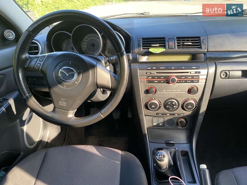 Седан Mazda 3 2007 в Дніпрі