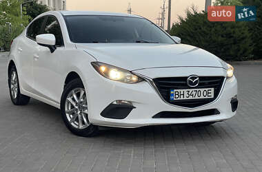 Mazda 3  2015