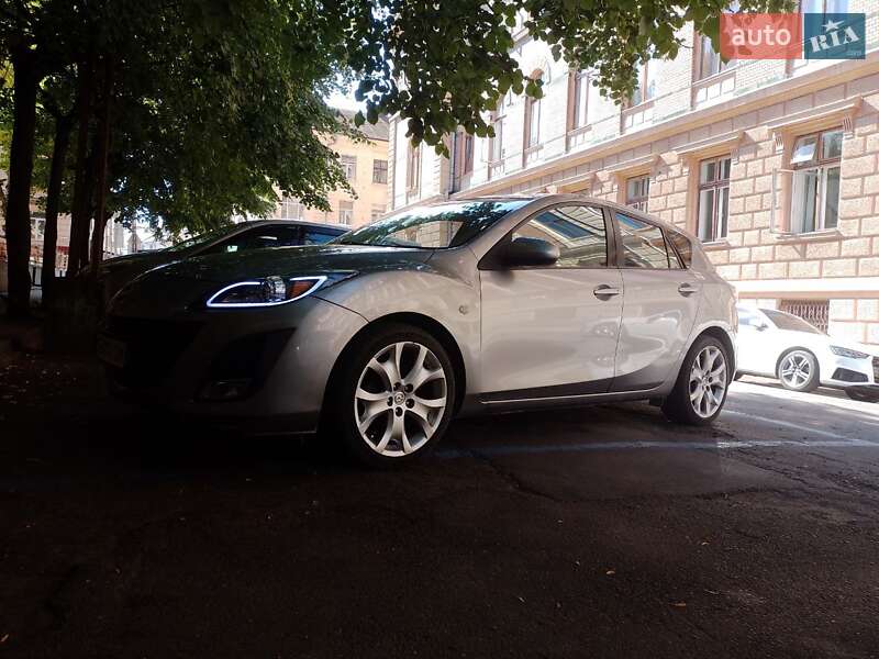 Хэтчбек Mazda 3 2010 в Черновцах фото 18 Хэтчбек Mazda 3 2010 в Черновцах