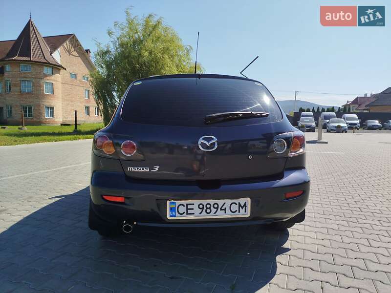 Хетчбек Mazda 3 2005 в Чернівцях
