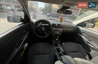 Седан Mazda 3 2007 в Вишневому