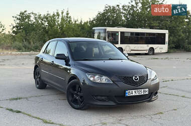 Mazda 3  2004