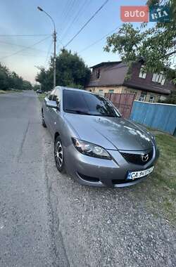 Mazda 3  2004