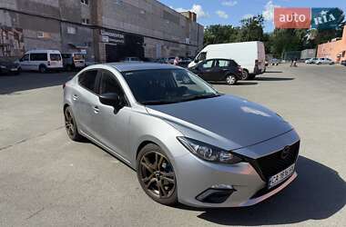 Mazda 3  2015