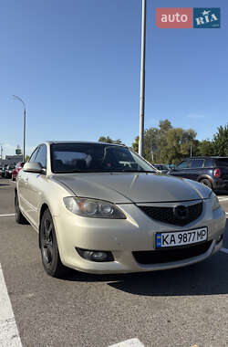 Mazda 3  2004