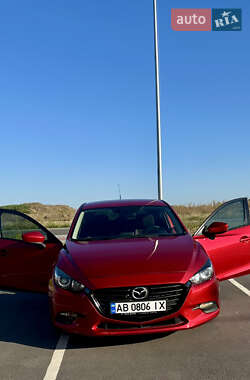 Mazda 3  2017