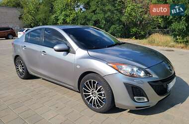 Mazda 3  2010