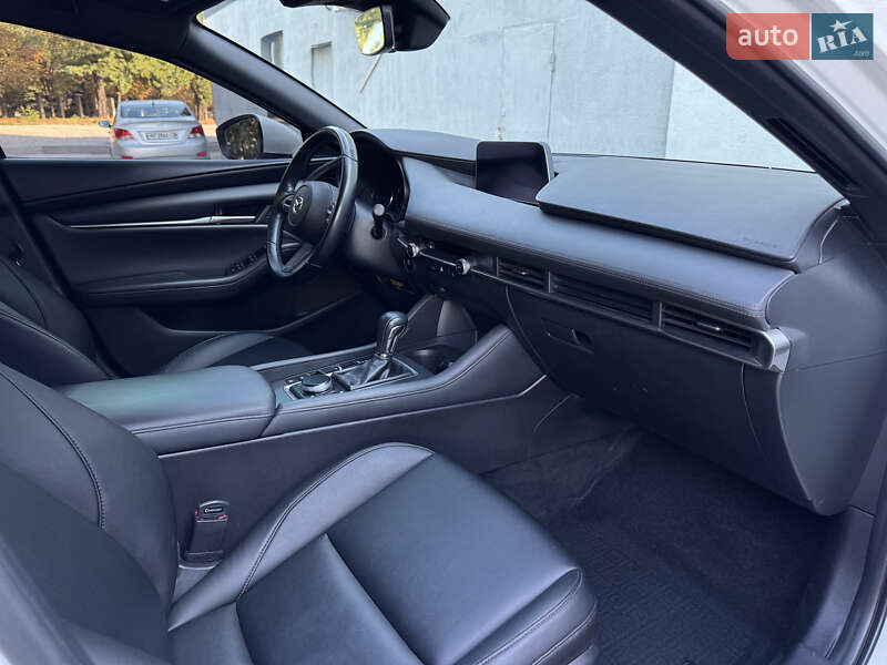 Хетчбек Mazda 3 2019 в Запоріжжі