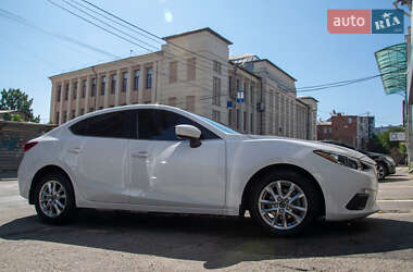 Mazda 3  2015