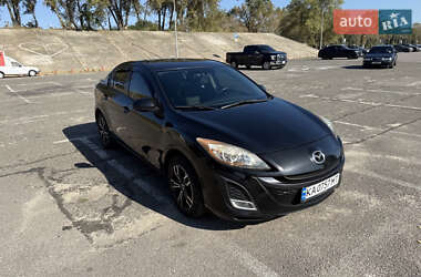 Mazda 3  2012