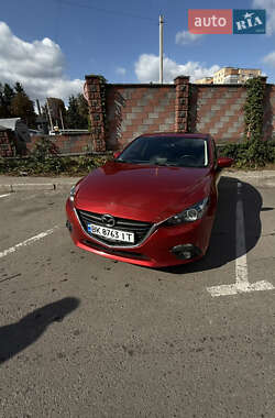 Mazda 3  2015