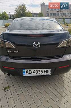 Седан Mazda 3 2013 в Виннице