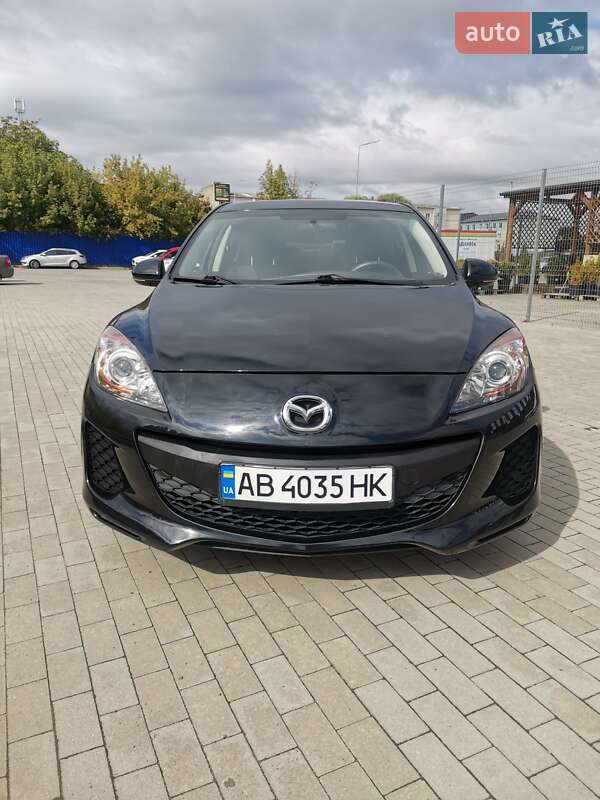 Седан Mazda 3 2013 в Виннице