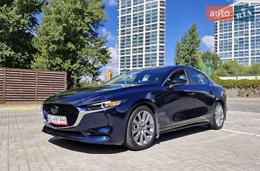 Mazda 3  2019