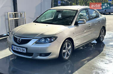 Mazda 3  2005