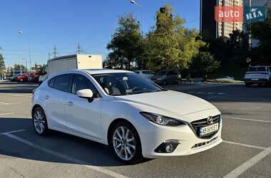 Mazda 3  2015