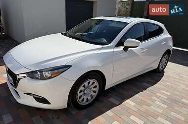Mazda 3  2016