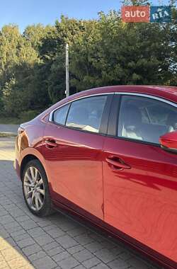 Седан Mazda 3 2019 в Львові