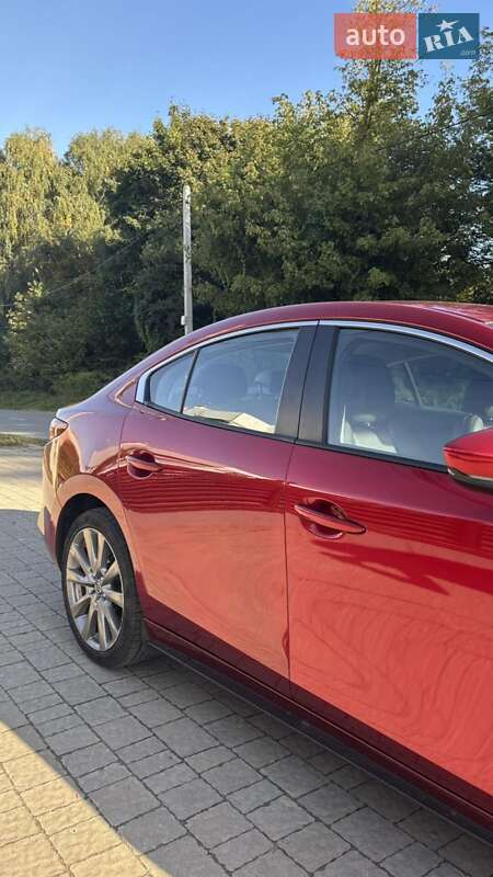 Седан Mazda 3 2019 в Львові