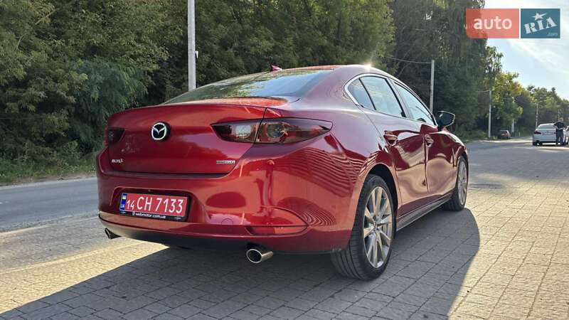 Седан Mazda 3 2019 в Львові