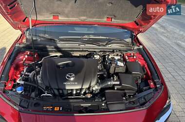 Седан Mazda 3 2019 в Львові