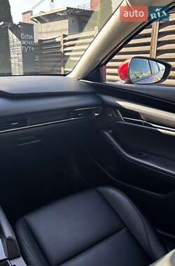 Седан Mazda 3 2019 в Львові