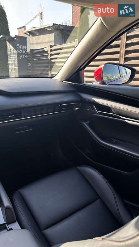 Седан Mazda 3 2019 в Львові