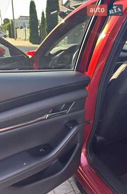 Седан Mazda 3 2019 в Львові