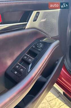 Седан Mazda 3 2019 в Львові