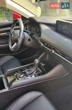 Седан Mazda 3 2019 в Львові