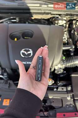 Седан Mazda 3 2019 в Львові