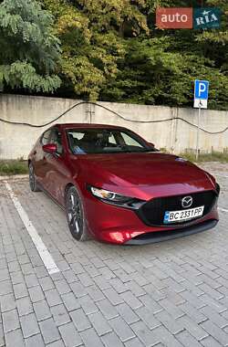 Mazda 3  2019