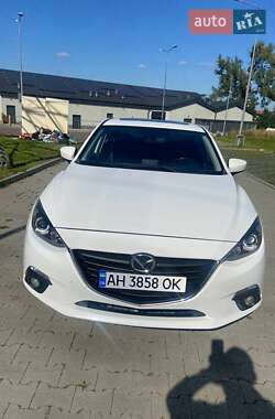 Mazda 3  2016