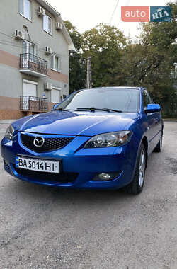 Mazda 3  2005