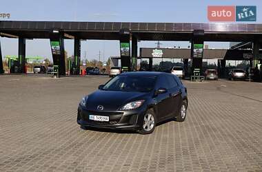 Mazda 3  2012