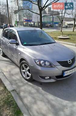 Mazda 3  2005