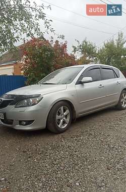Mazda 3  2005