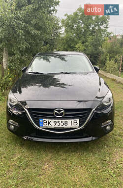 Mazda 3  2016