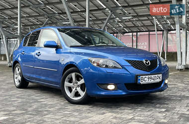 Mazda 3  2005