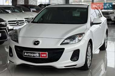 Mazda 3  2013